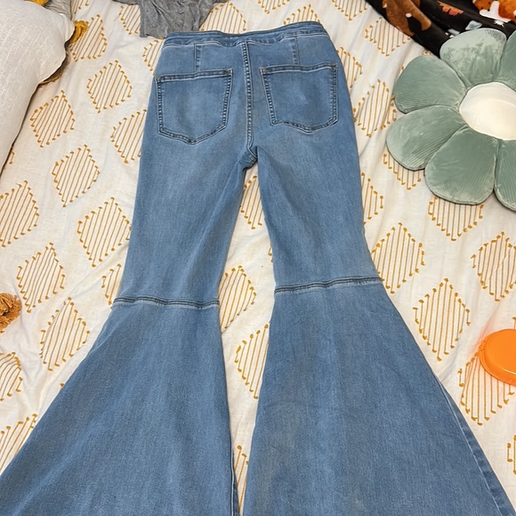 BRAND NEW FREE PEOPLE BELL BOTTOMS! - Picture 3 of 3